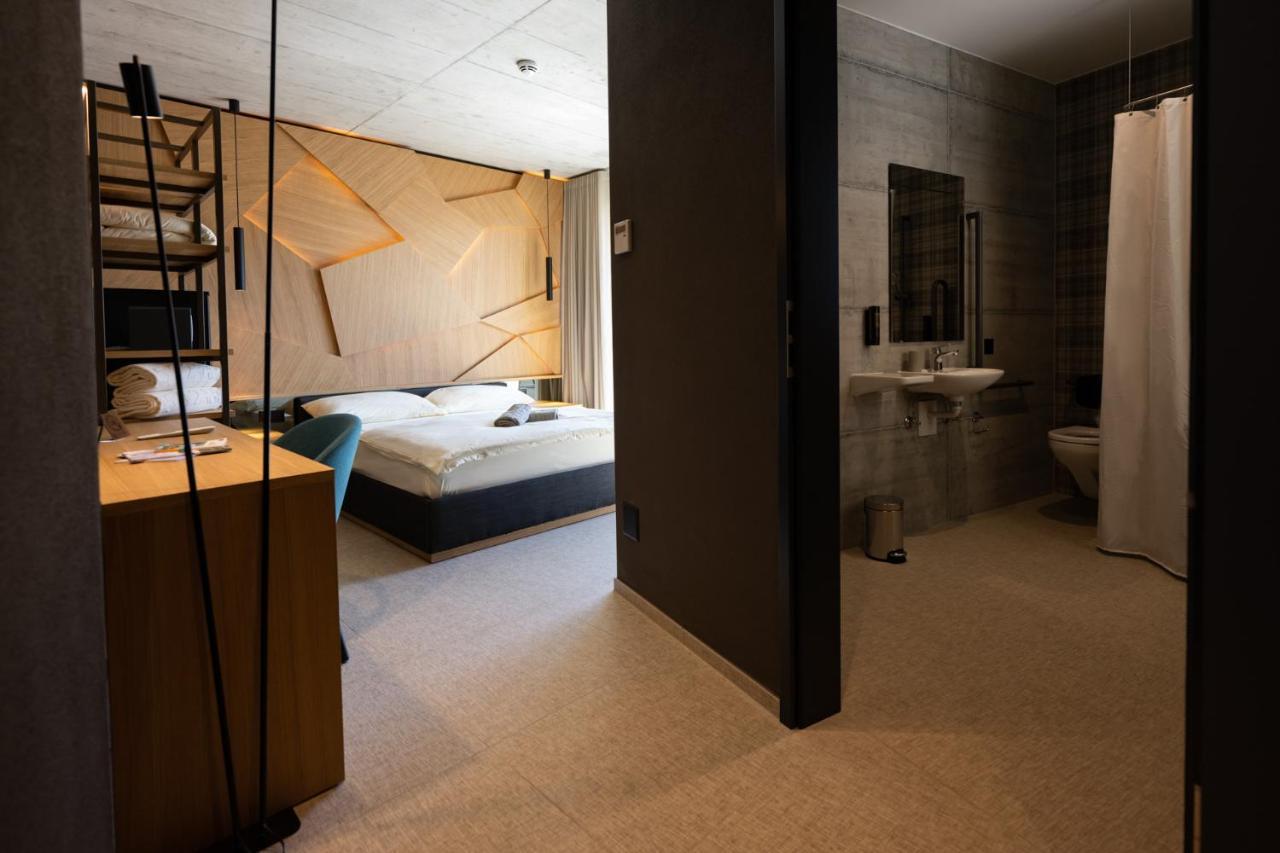 6532 Smart Hotel - Self Check-In Arbedo-Castione المظهر الخارجي الصورة