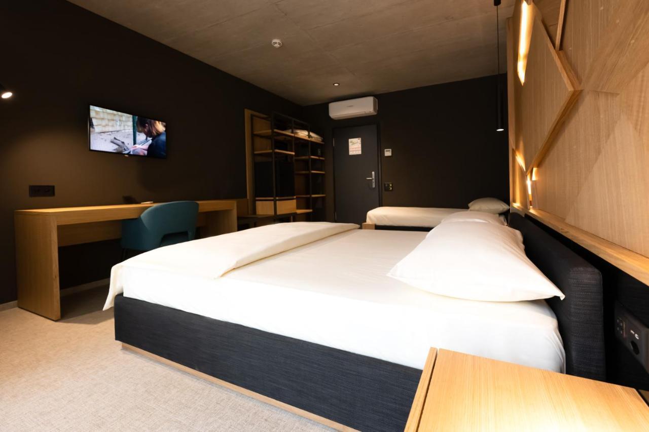 6532 Smart Hotel - Self Check-In Arbedo-Castione المظهر الخارجي الصورة
